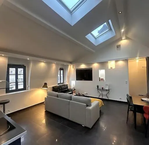 La Parenthese- Place Martroi- Vue- Clim Reversible