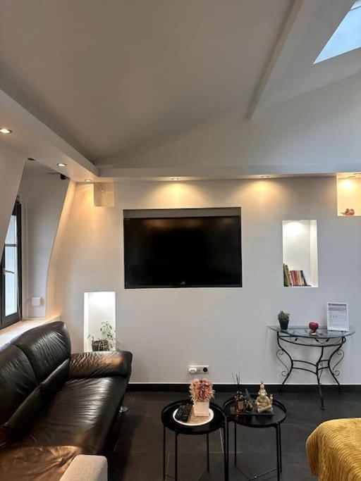 Apartment La Parenthese- Place Martroi- Vue- Clim Reversible Orleans